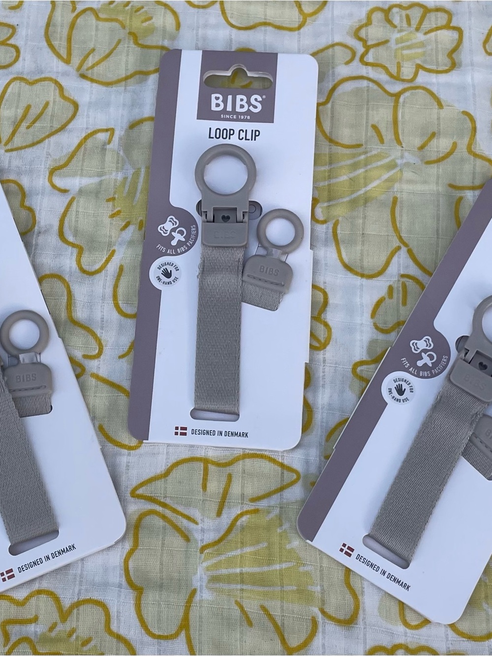 BIBS Loop Clip Pacifier Clip Gray 3 Pack (Fits All BIBS Pacifiers)